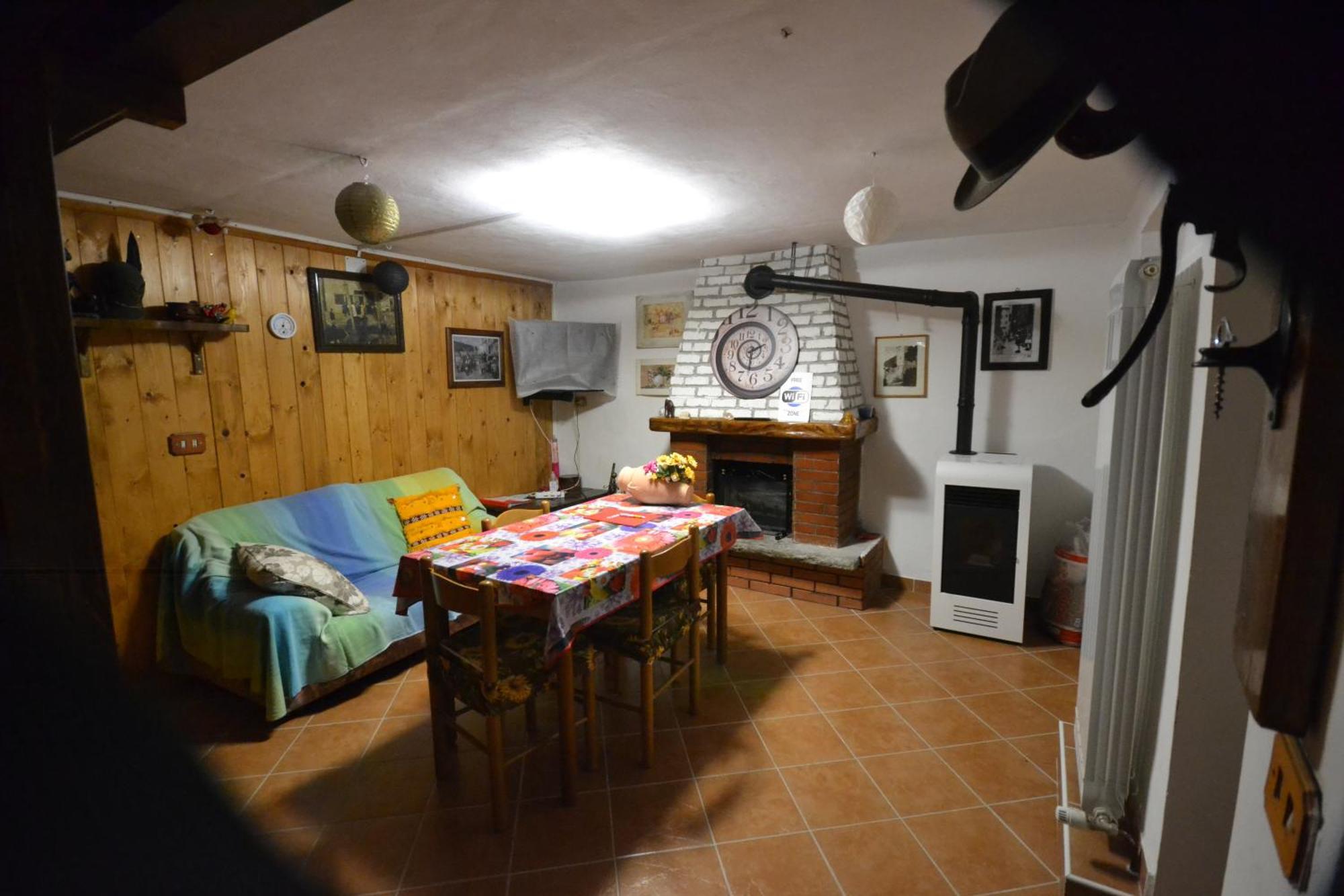 Casa Vacanze Mingos Lodio Di La Carpineta Exterior foto